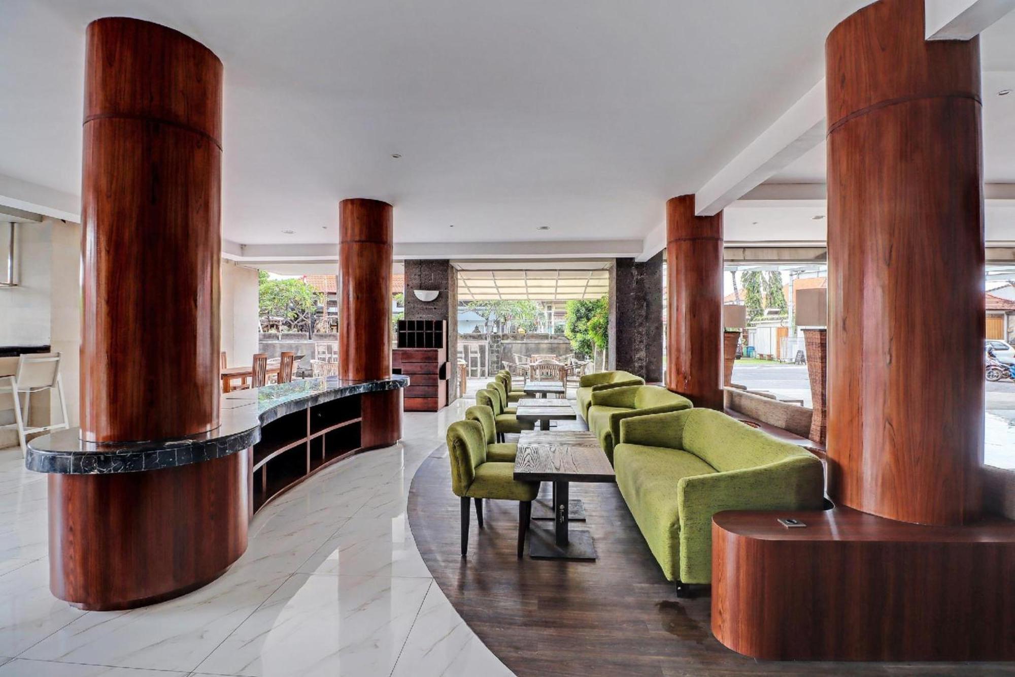 Townhouse Oak Signature Hotel 4*